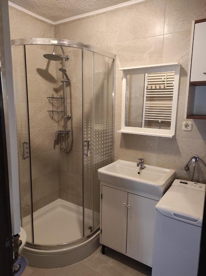 Holiday Home Mreznica Gornji Zvečaj Eksteriør bilde