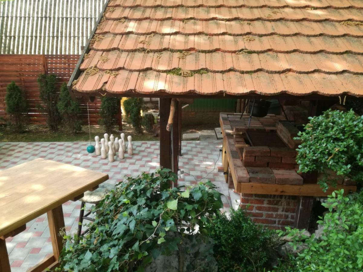 Holiday Home Mreznica Gornji Zvečaj Eksteriør bilde